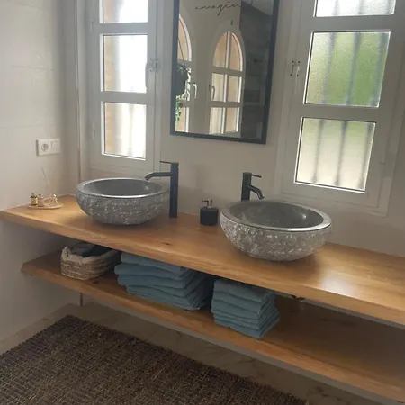 Bed & Breakfast Victoria 3*